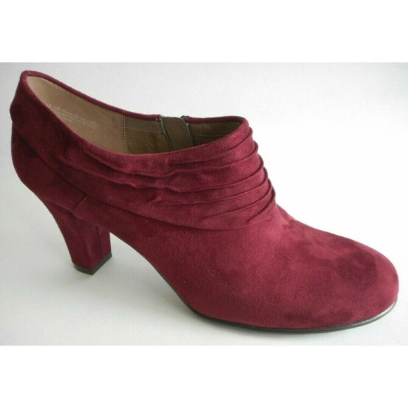 NEW AEROSOLES Burgundy Velour Memory Foam Ankle Booties Boots - Picture 1 of 5